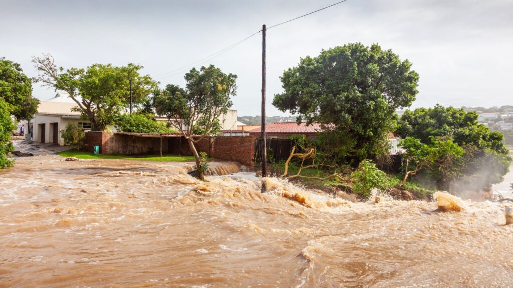 Flood in Bushmans River in South Africa