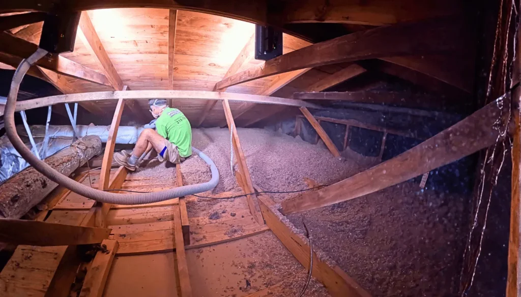 attic insulating 1